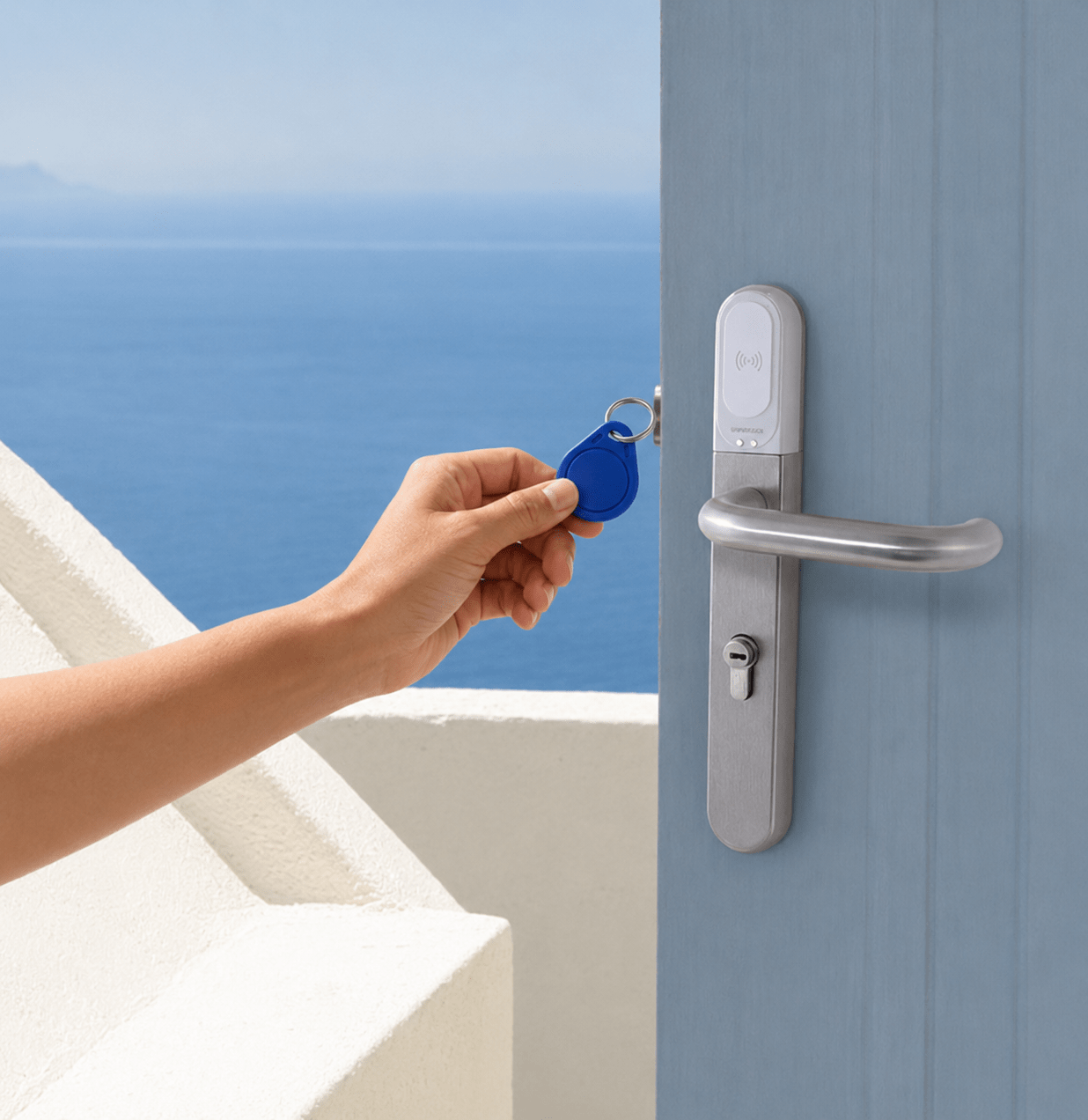 Apertura de la cerradura inteligente IOPark L700 con llavero o tarjeta MIFARE