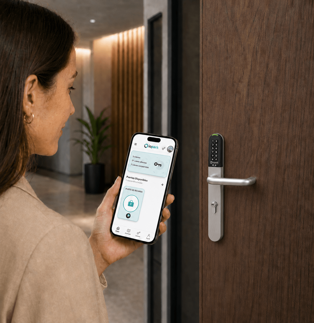 Apertura de la cerradura inteligente IOPark L701 desde la aplicación móvil
